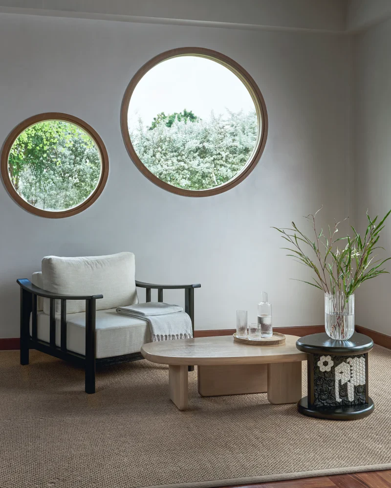 Developing products in collaboration with the community to generate income and promote sustainable social development